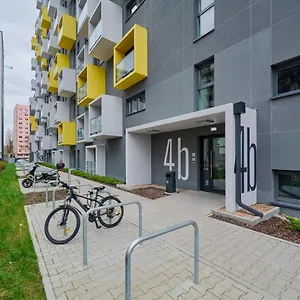 Cozy Jaworska With Free Garage By Renters Apartament